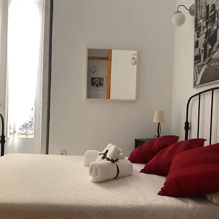 Echegaray Suites